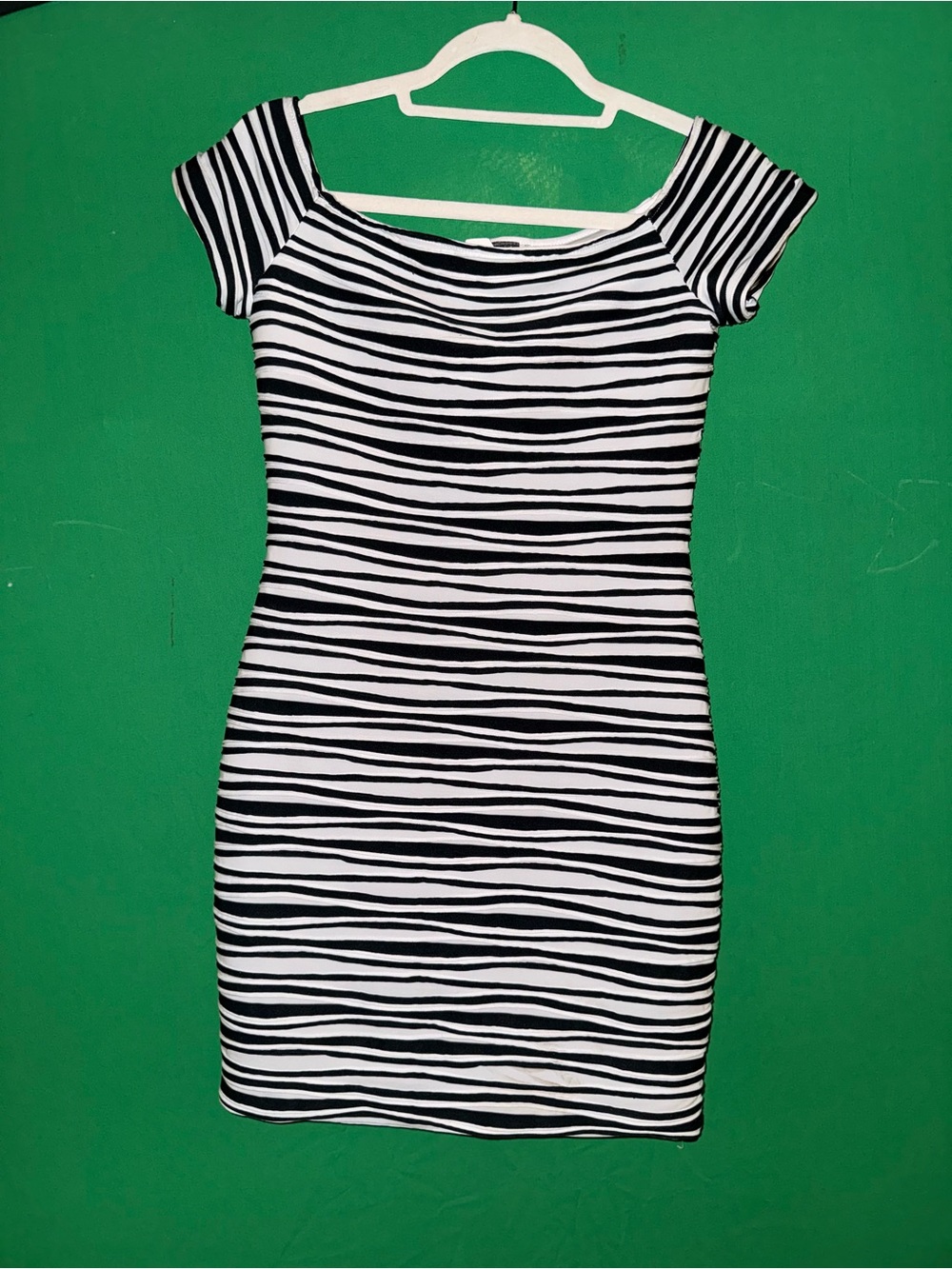Brat Star Black & White Striped Off-Shoulder Bodycon Mini Dress size M